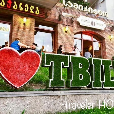 Traveler Hostel Tbilisi Bagian luar foto