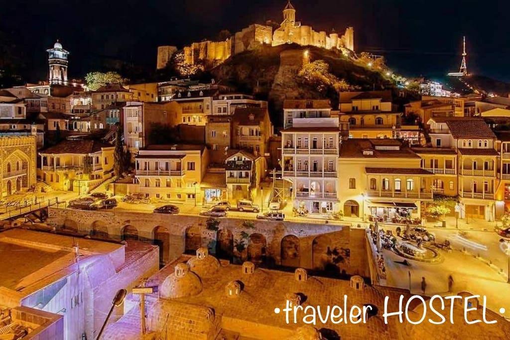 Traveler Hostel Tbilisi Bagian luar foto