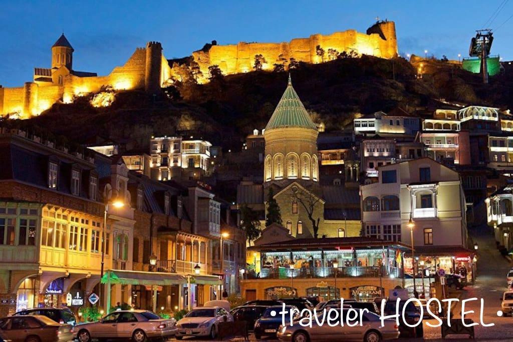 Traveler Hostel Tbilisi Bagian luar foto